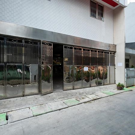 Oyo Life 3284 Pademangan 3 Residence Джакарта Екстериор снимка